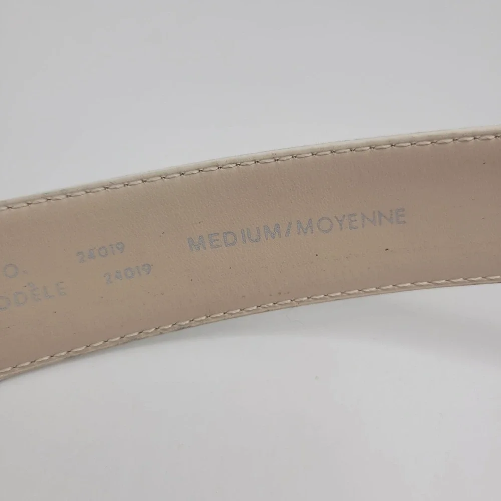 Vintage Liz Claiborne Belt Med White Leather 90s Preppy Quiet Luxury Minimalist